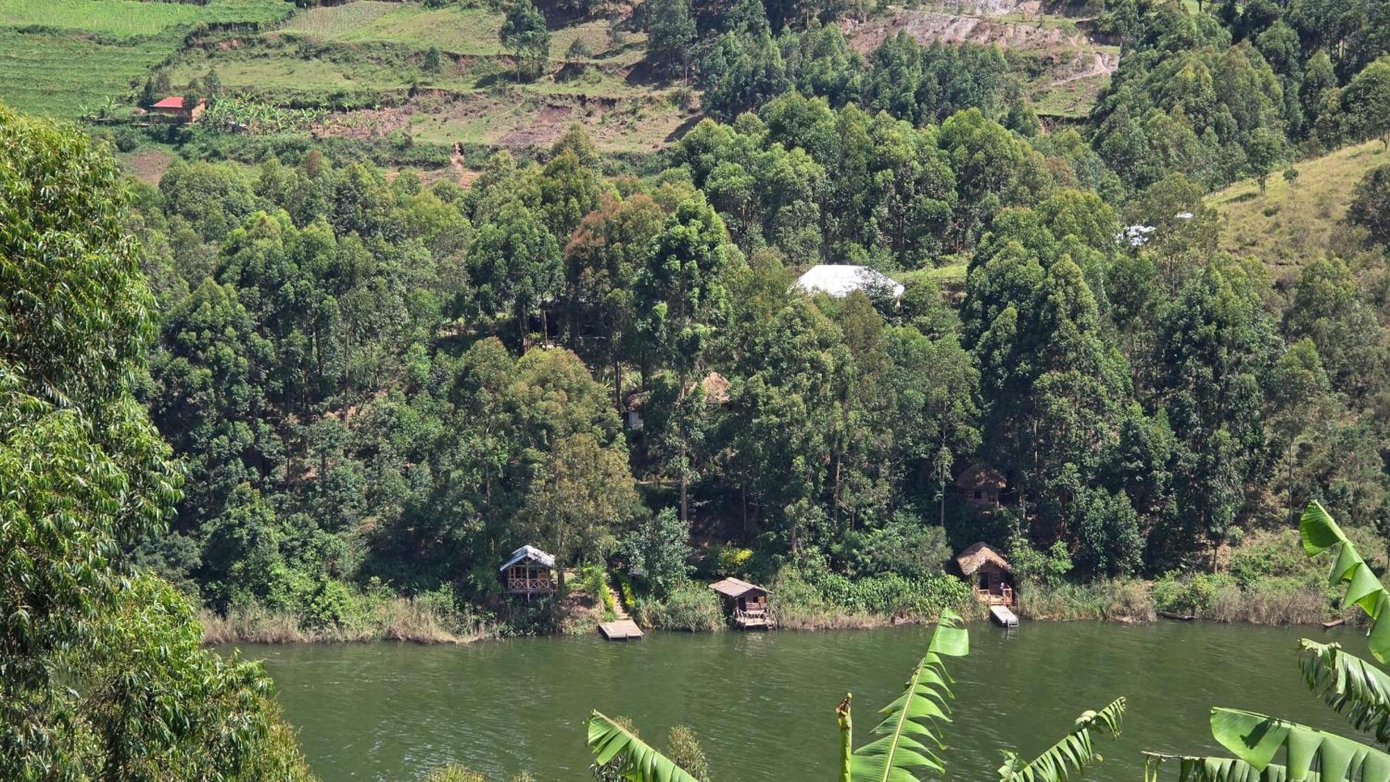 Om Hostel Bunyonyi Kabale Exterior photo
